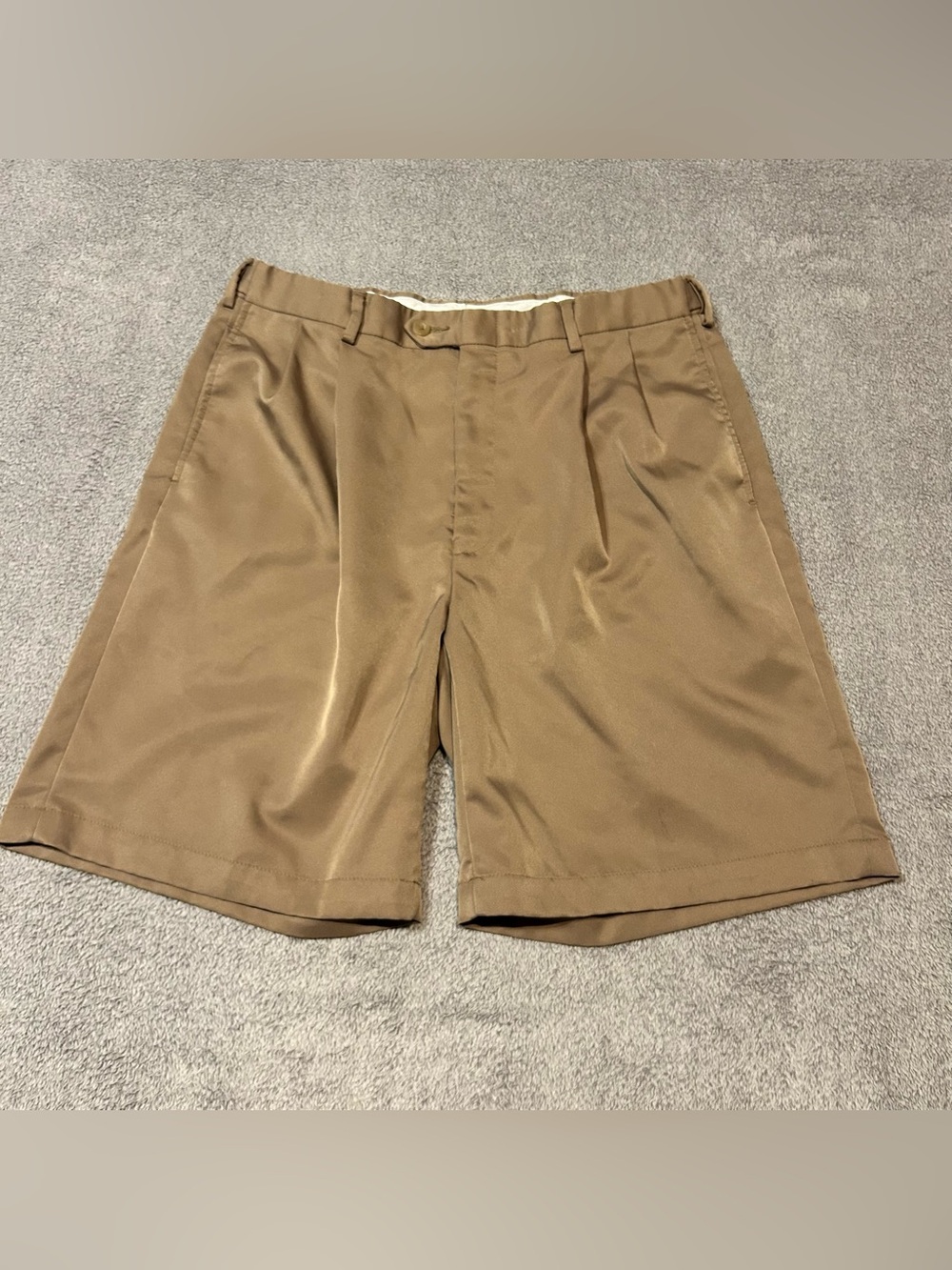 Jos A Bank Leadbetter Men’s Golf Shorts (adjustable)Dark Khaki Size 35 100% Poly